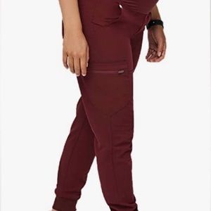 Figs maternity Burgundy scrub jogger pants sz medium